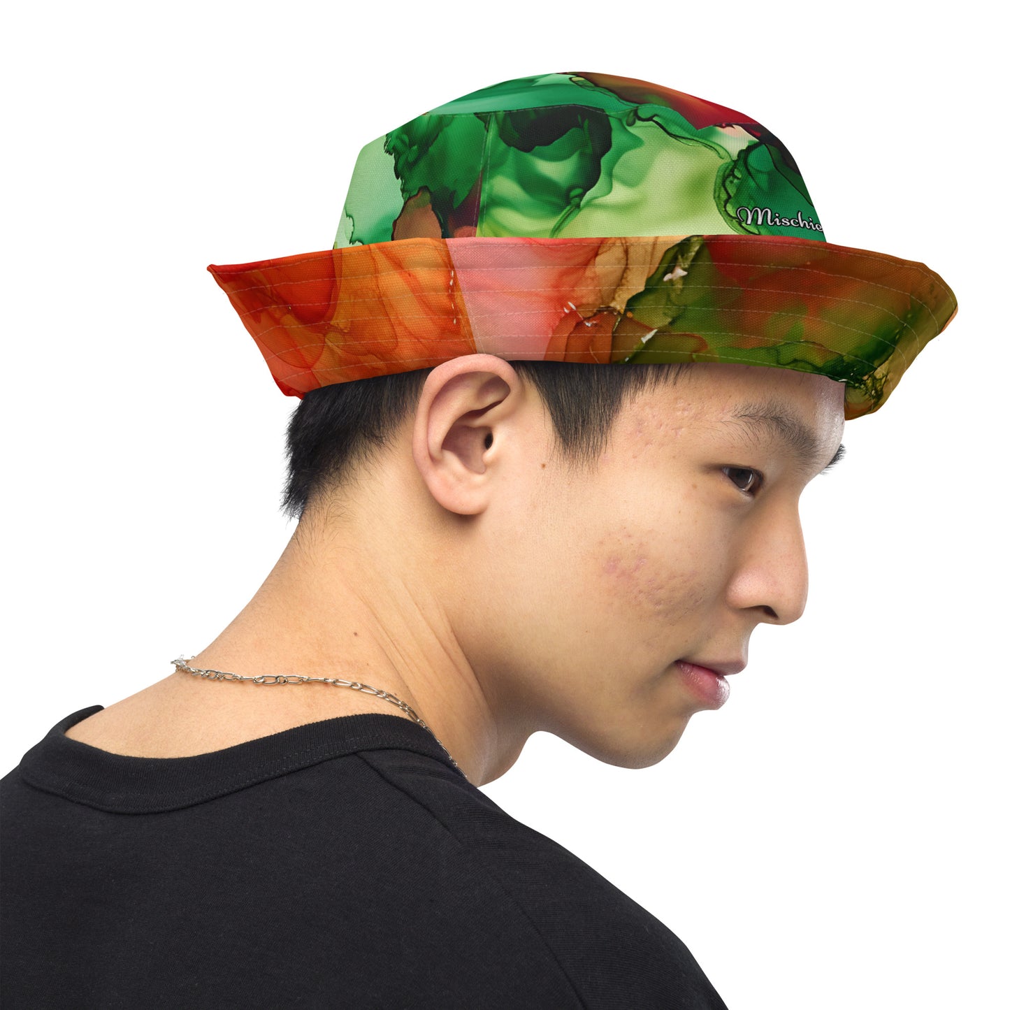 Reversible bucket hat - Red and Green Smoke Design