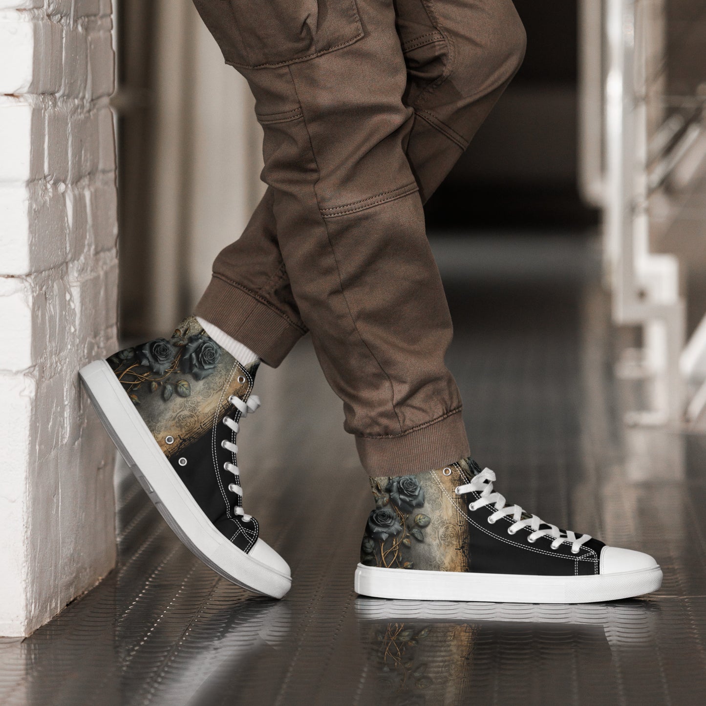 Men’s high top canvas shoes - Black Roses